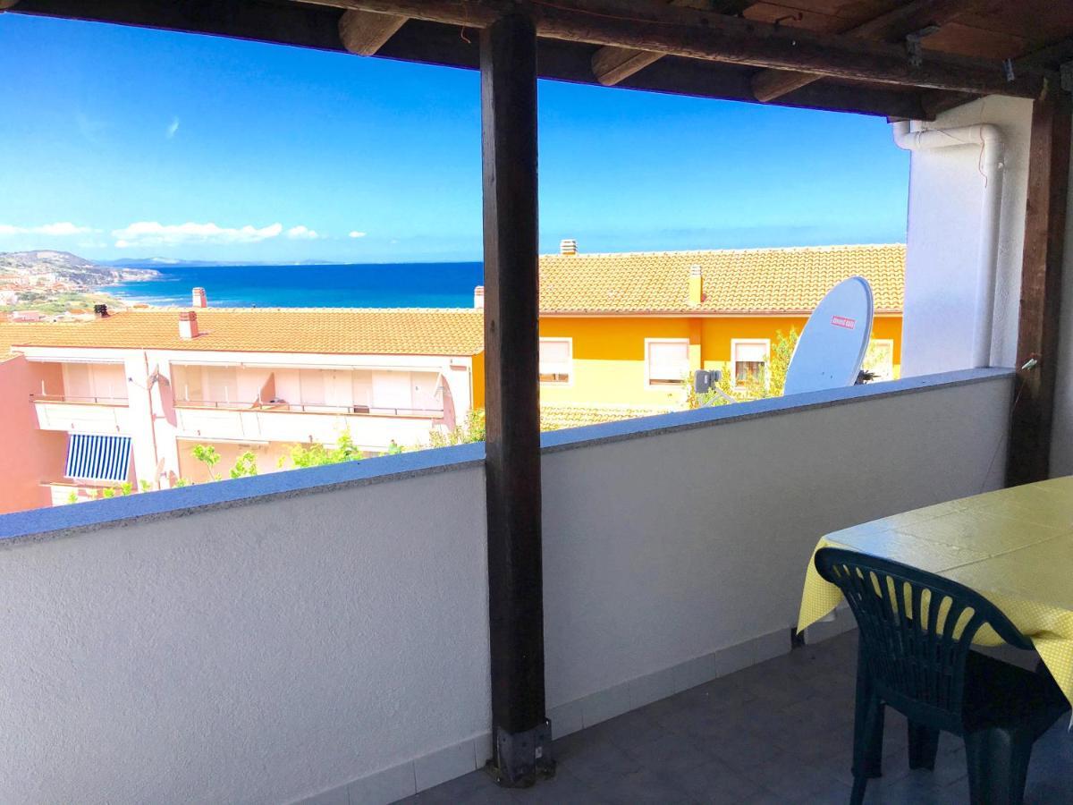 Apartment Arianna 150Mt From Beach 카스텔사르도 외부 사진